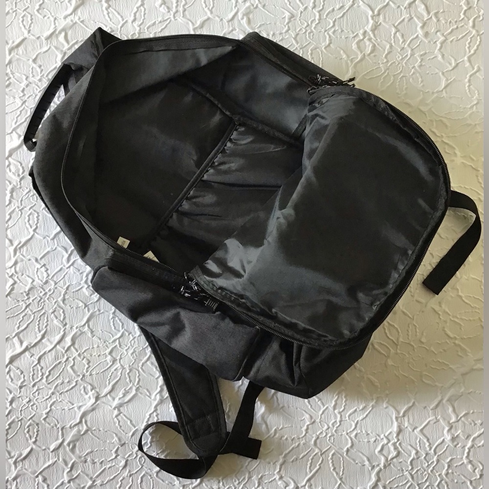 Eastsport backpack - Picture 3 of 3